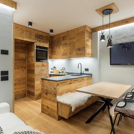 Apartment I Larici - Dolomiti Skyline Cortina d'Ampezzo